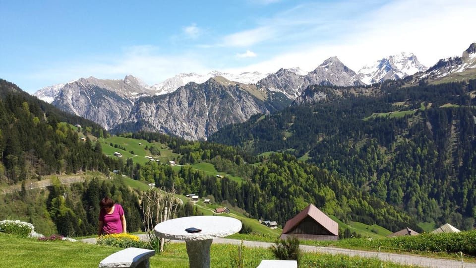 Nearby landmark, Natural landscape, Balcony/Terrace, Hiking, Mountain view, Area and facilities