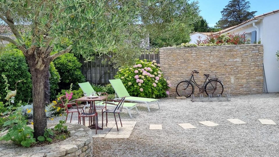Patio, Balcony/Terrace, Garden view
