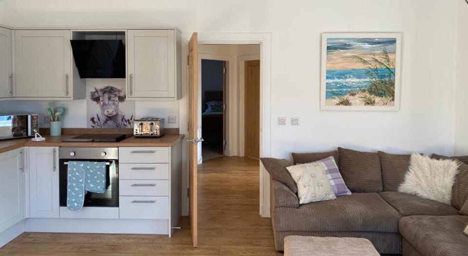 2-Bed Barn Hot Tub & Pet Friendly near Muirkirk House in Scotland