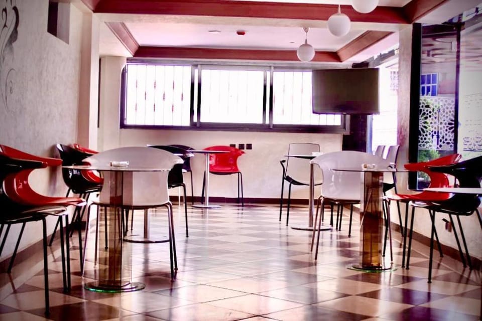 ZELLAKA hôtel & café Hotel in Casablanca-Settat