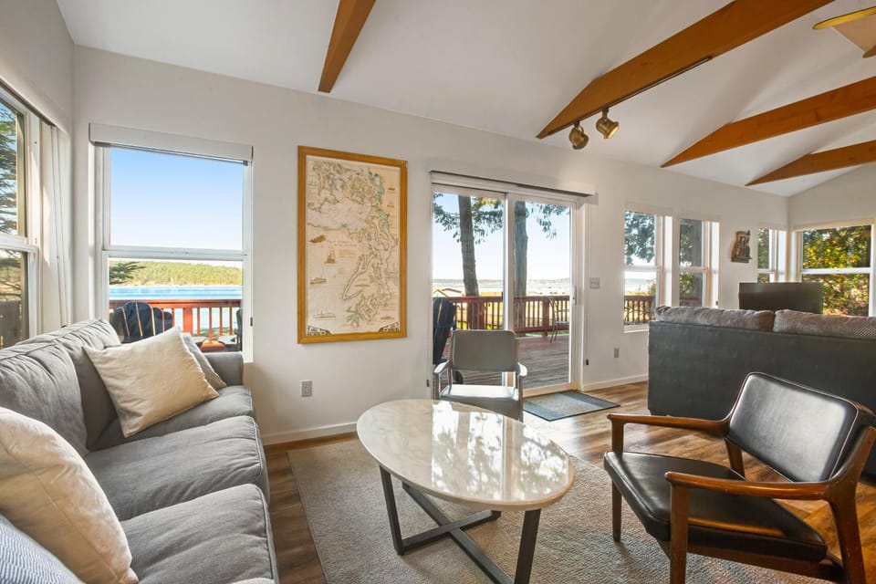 Marrowstone Island Beach Cabin Cabin in Marrowstone Island