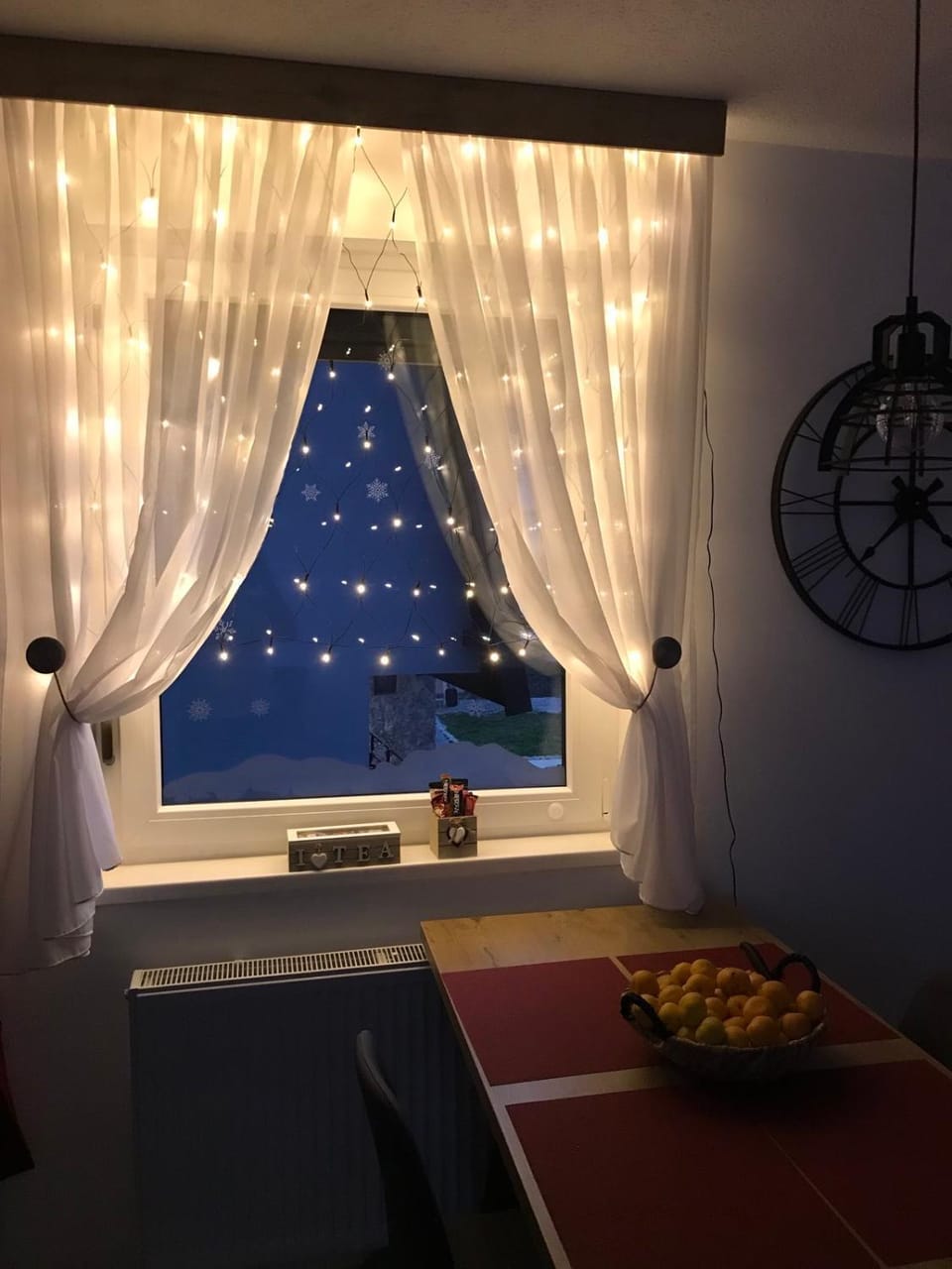 Food and drinks, Dining area
