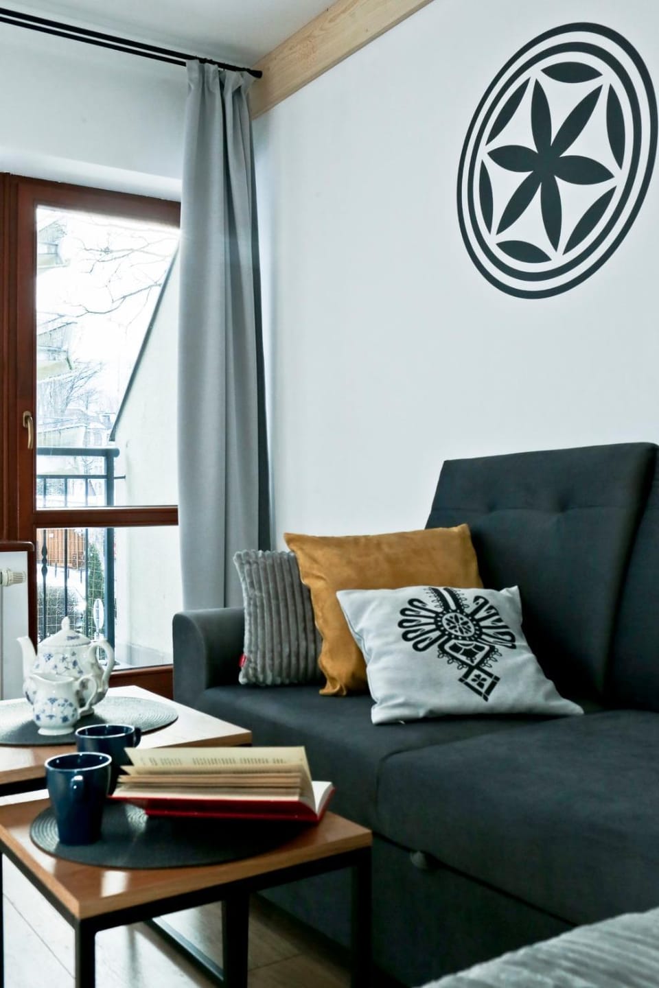 TV and multimedia, Living room, Seating area