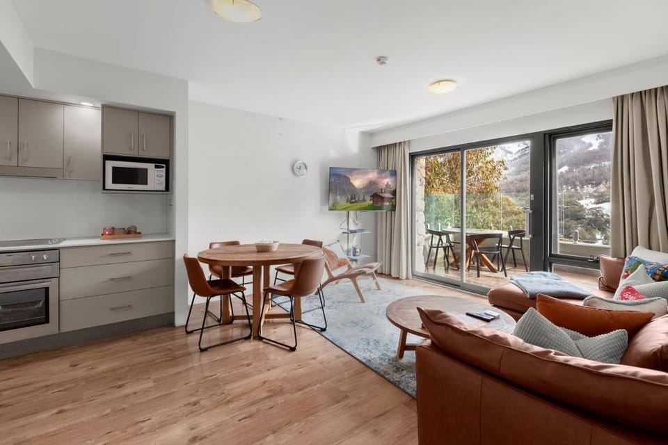 Balcony/Terrace, Living room, Dining area