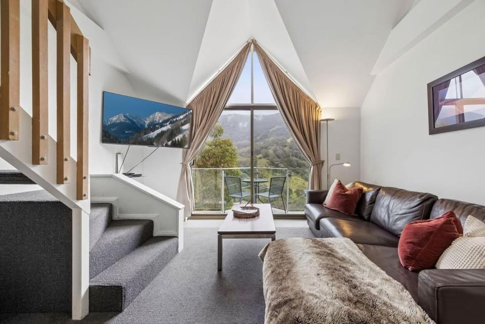 Living room, Seating area, Mountain view