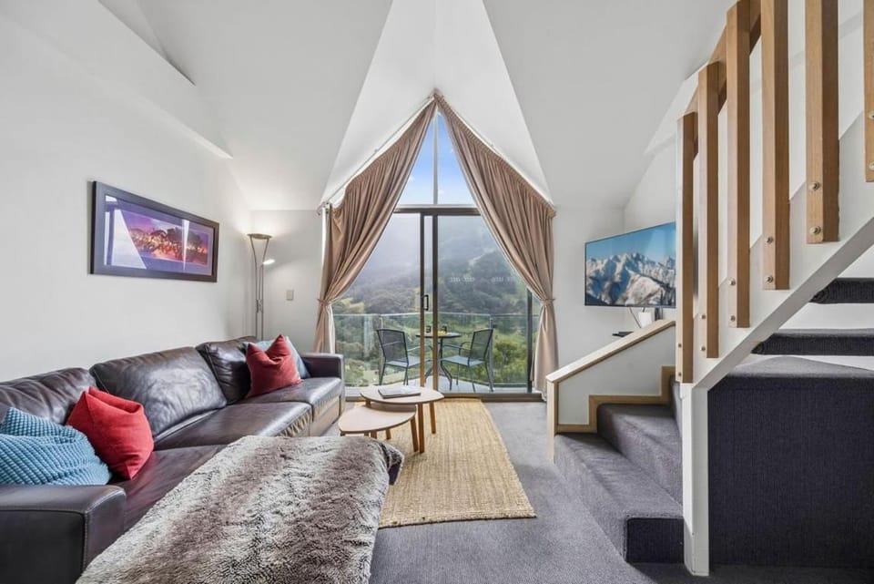 Living room, Seating area, Mountain view