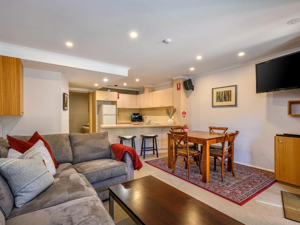 Kitchen or kitchenette, Living room, Dining area