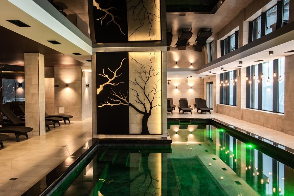 Spa and wellness centre/facilities, Pool view, Swimming pool, Swimming pool, sunbed