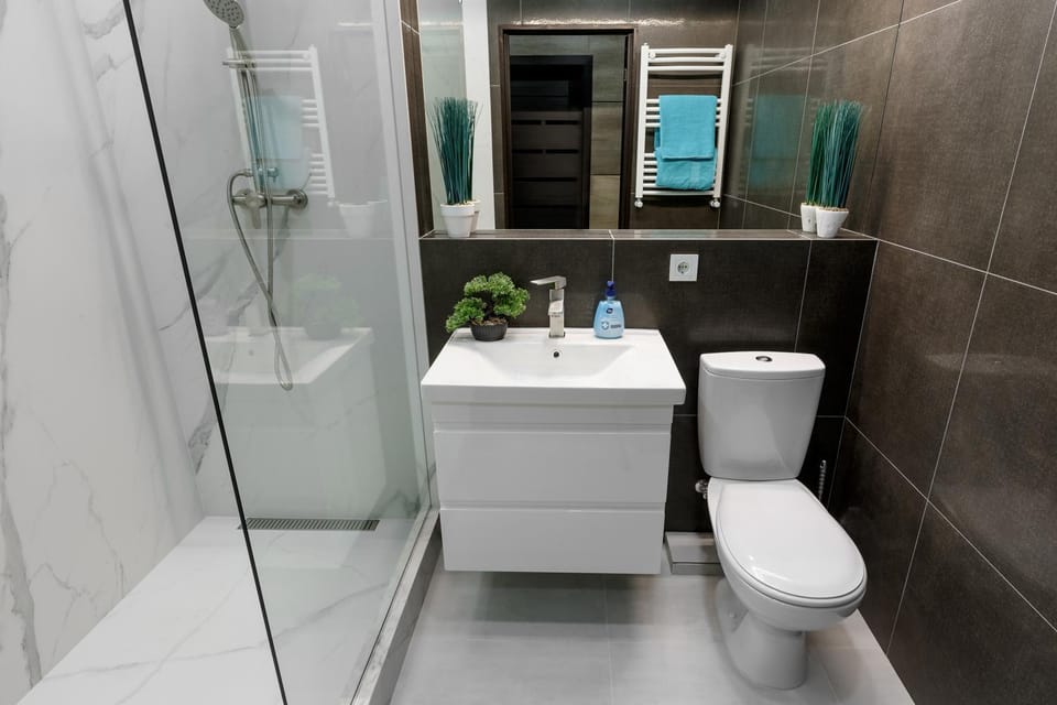 Shower, Bathroom