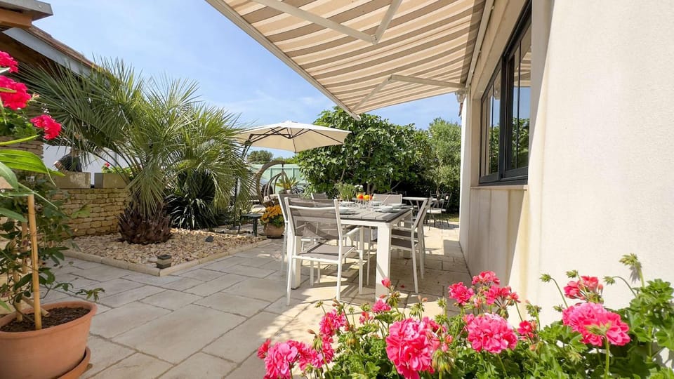 Patio, Garden, View (from property/room), Balcony/Terrace, Balcony/Terrace, Dining area, Garden view