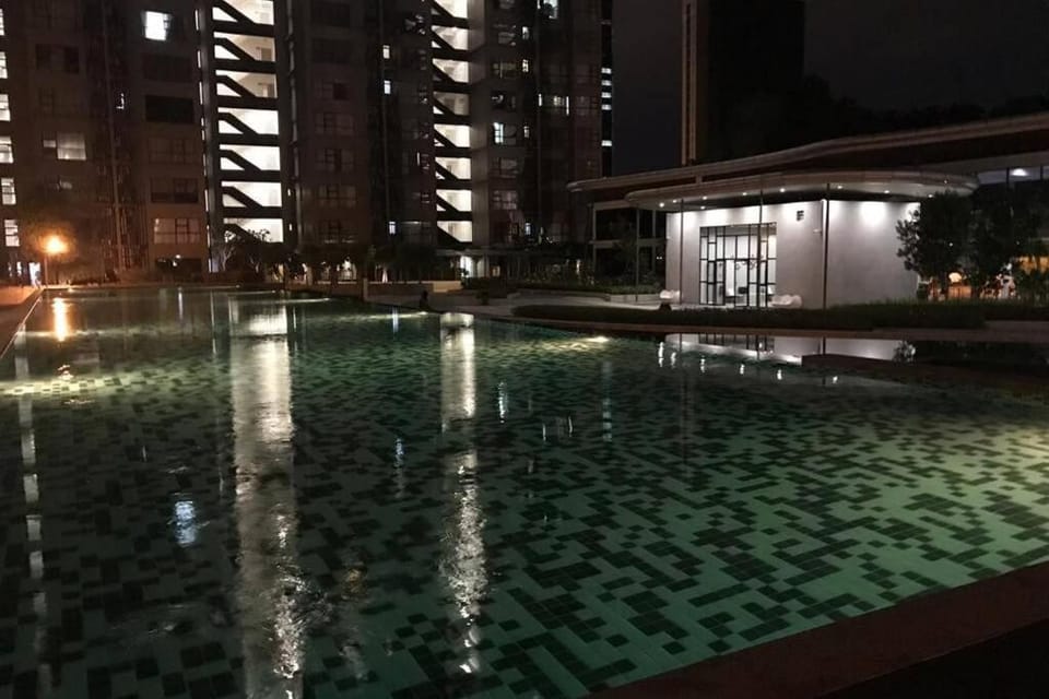 B17-15-Amazing Lake view studio unit, Hyve,Cyberjaya, Free WiFi, Free Parking, Netflix, Pool, 3044 Apartment in Putrajaya