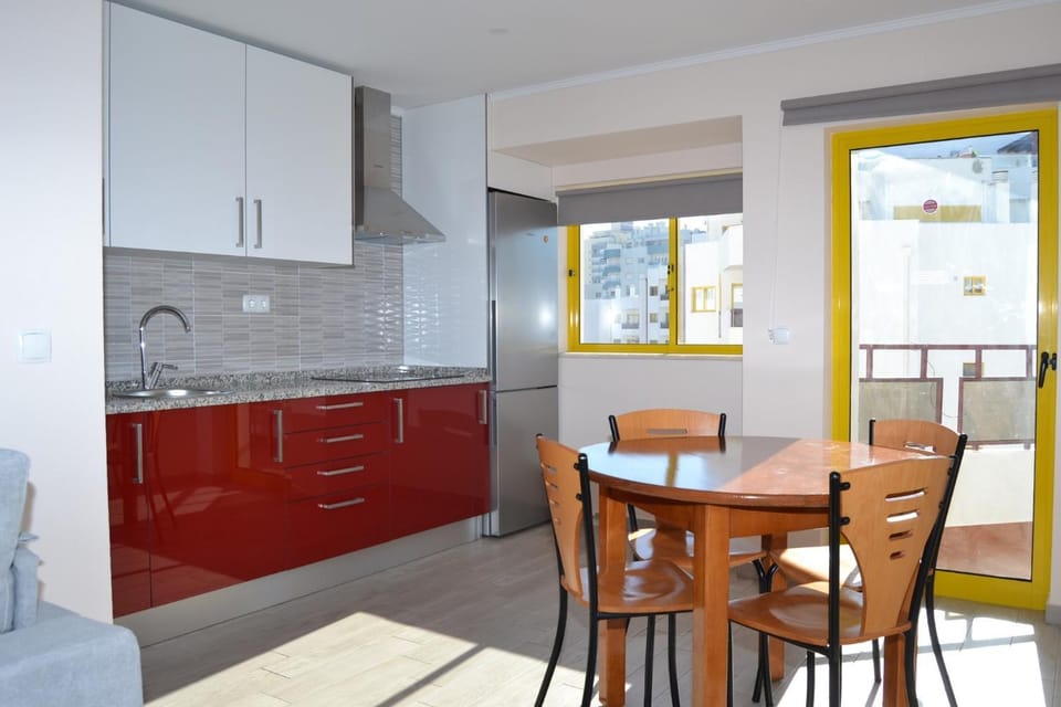 Dining area, Communal kitchen