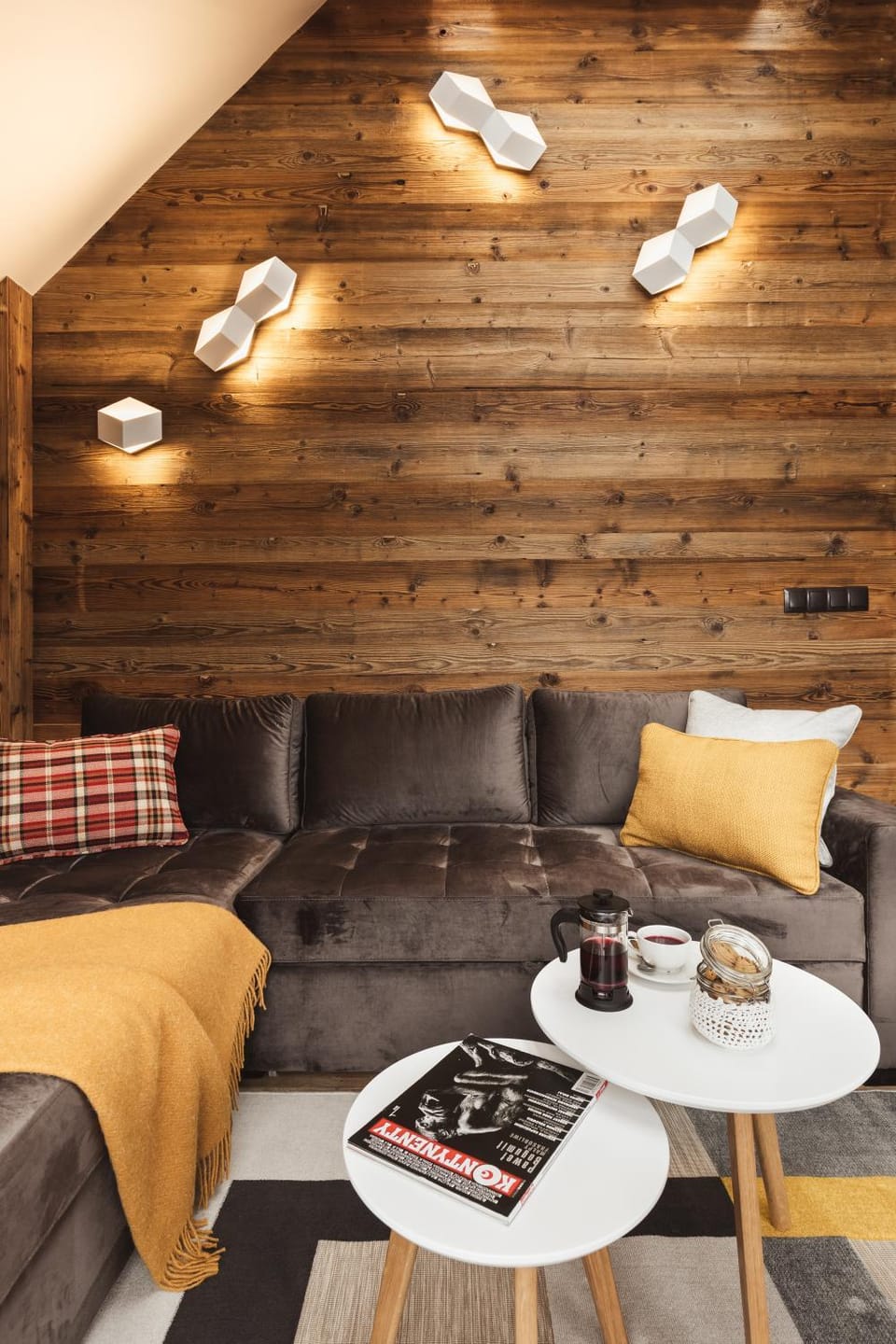 Living room, Seating area, air conditioner