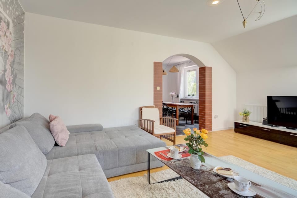 Balcony/Terrace, Living room