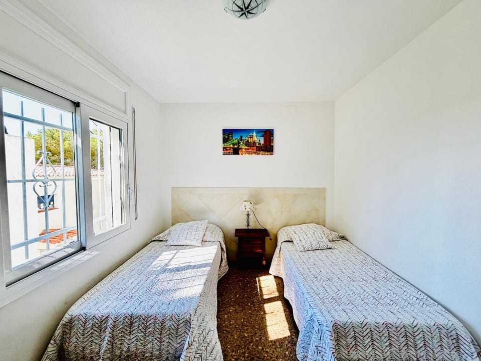 Global Immo 4073 EL CORSARIO Apartment in Roses