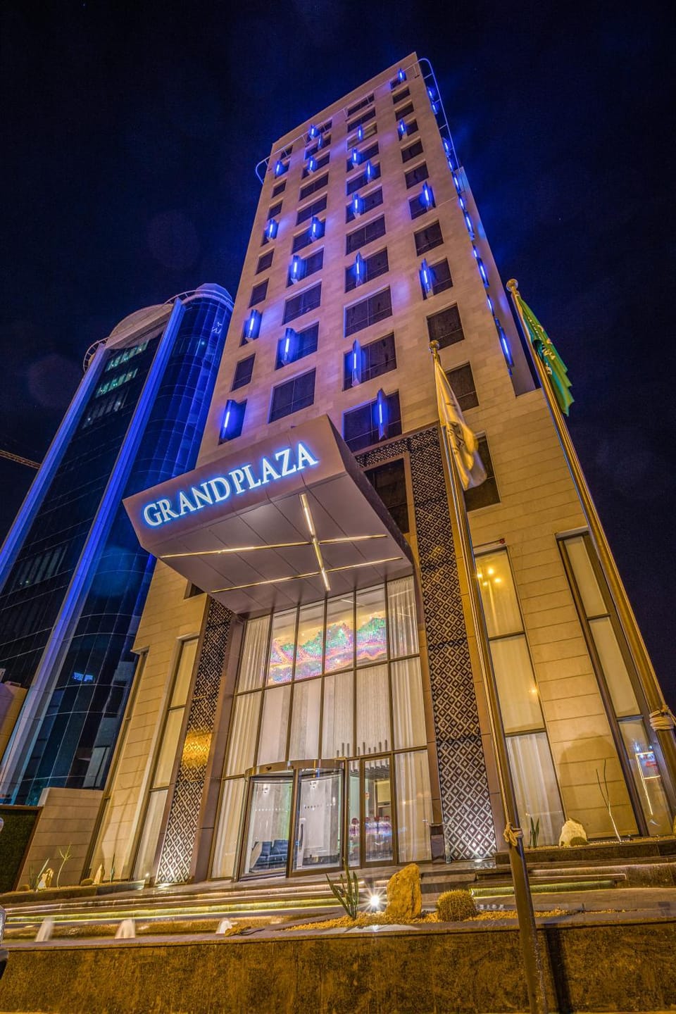 Property building, Facade/entrance