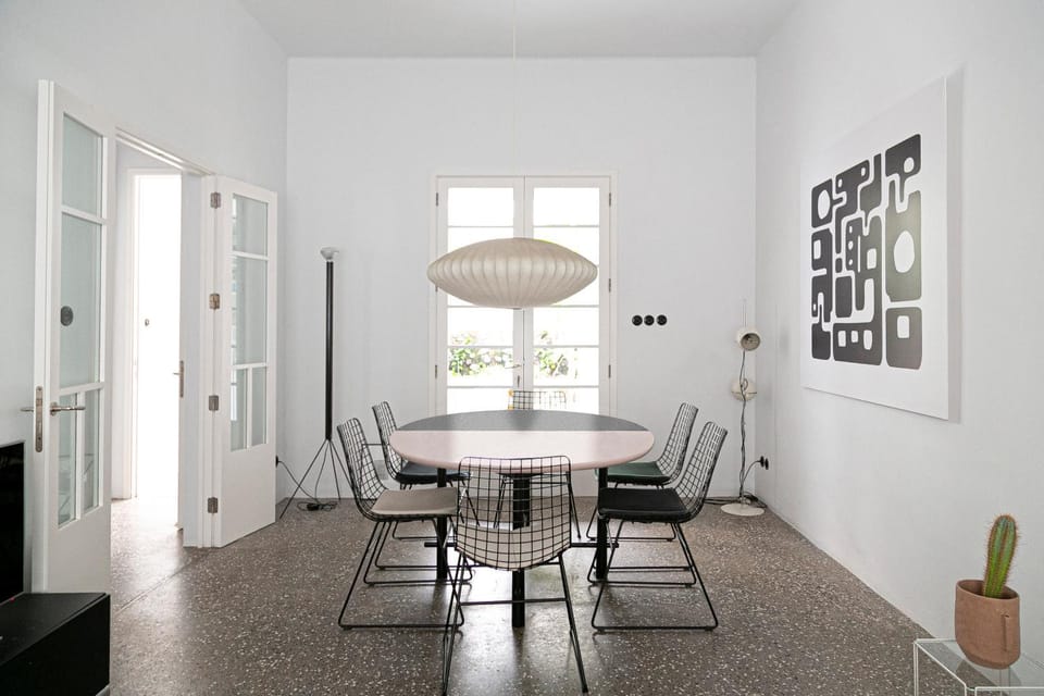 Living room, Dining area