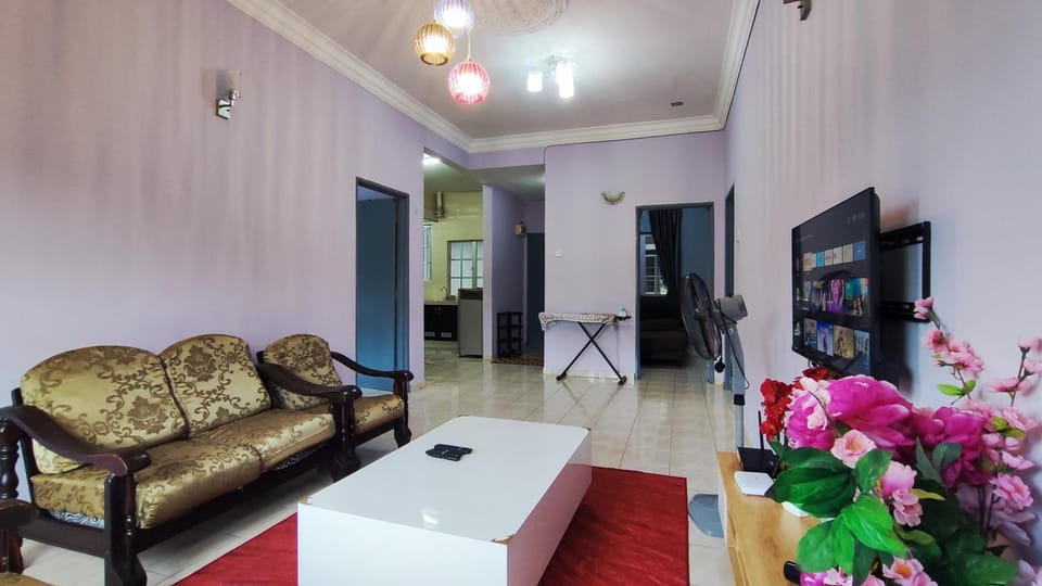 Communal lounge/ TV room, TV and multimedia, Living room, Seating area