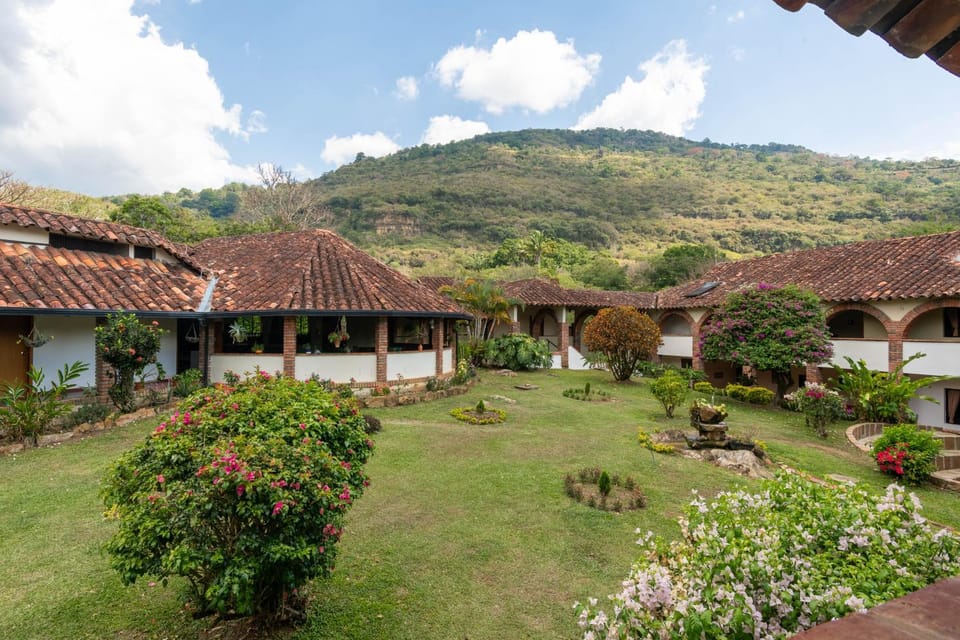 Property building, Day, Natural landscape, Garden, Garden view, Mountain view