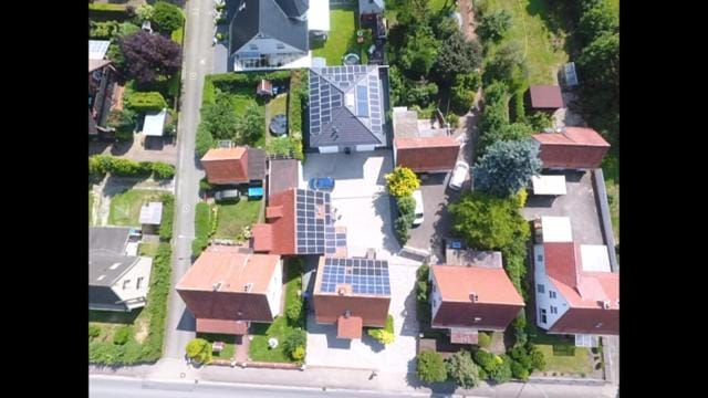 Property building, Bird's eye view, Parking