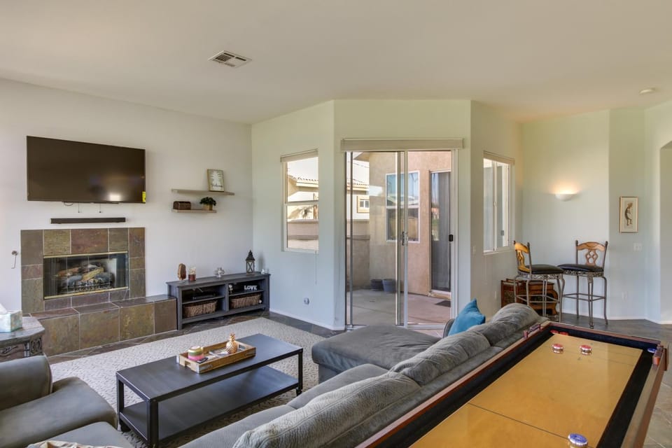 Country Club Home w/ Pool & Spa, 2 Mi to Coachella House in Indio