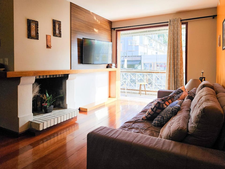 TV and multimedia, Balcony/Terrace, Living room