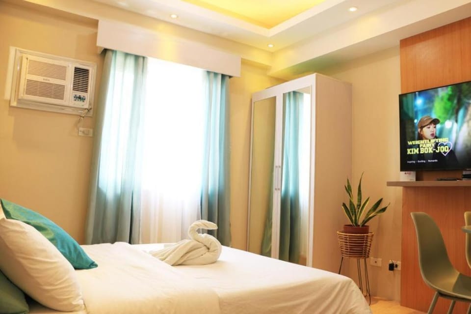 Joyful Hub with Netflix at Sunvida Apartment hotel in Lapu-Lapu City