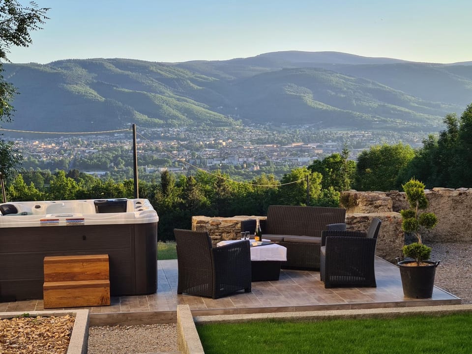 Garden, View (from property/room), View (from property/room), Balcony/Terrace, Garden view, Garden view, Mountain view, Mountain view, Pool view, Pool view
