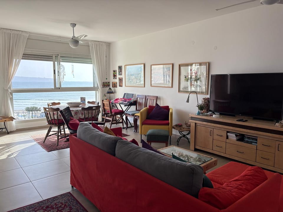 Acre sea view 11th floor apartment Apartment in North District