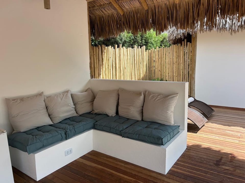 Tiki Pool's Bungalows House in State of Ceará