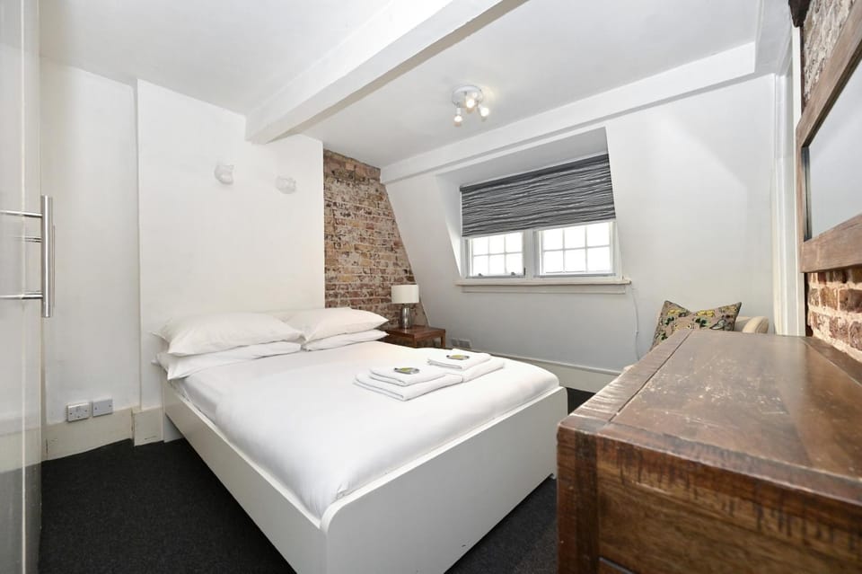 Soho, Piccadilly & Chinatown - Two Bedroom & Two Double Beds Apartment Apartment in City of Westminster