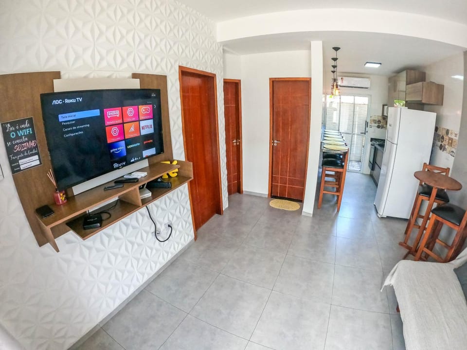 Communal lounge/ TV room, TV and multimedia, air conditioner