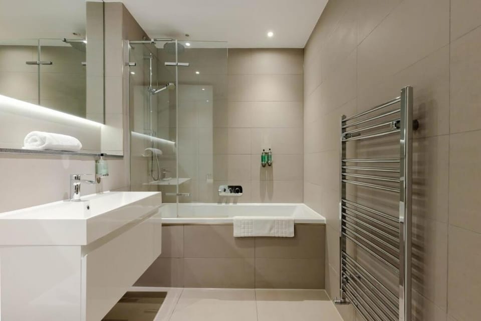 Dragon Suites - Edinburgh City Centre 1 Bed Apartment Apartment in Edinburgh