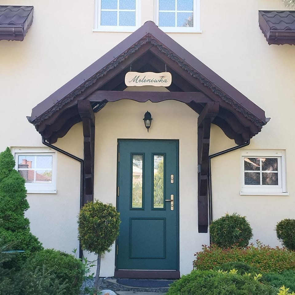Property building, Facade/entrance