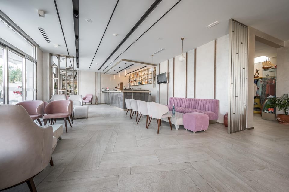 Lounge or bar