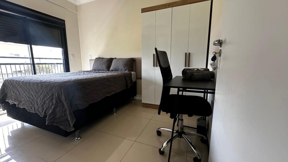 Home Share APÊ DO CRIS Hostel in Florianopolis