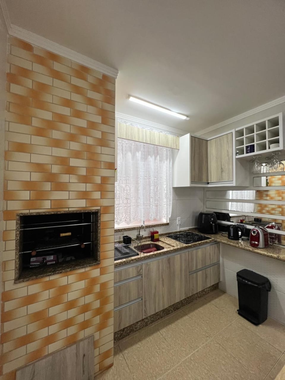 Praia De Palmas, apartamento 2 quartos, completo próximo a praia e todo comercio Apartment in Florianopolis