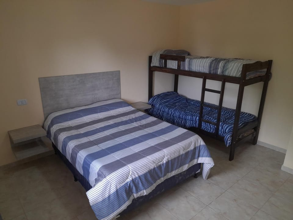Bed, Bedroom, bunk bed