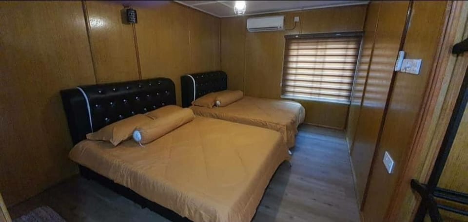 Branda Kampung Sumpitan Lenggong TIADA SUNGAI Bed and Breakfast in Perak