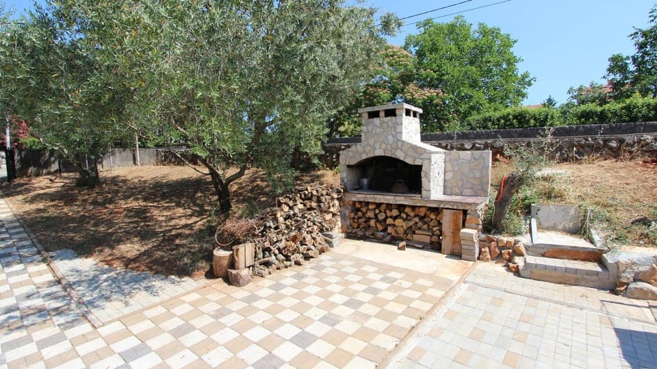 BBQ facilities, Garden