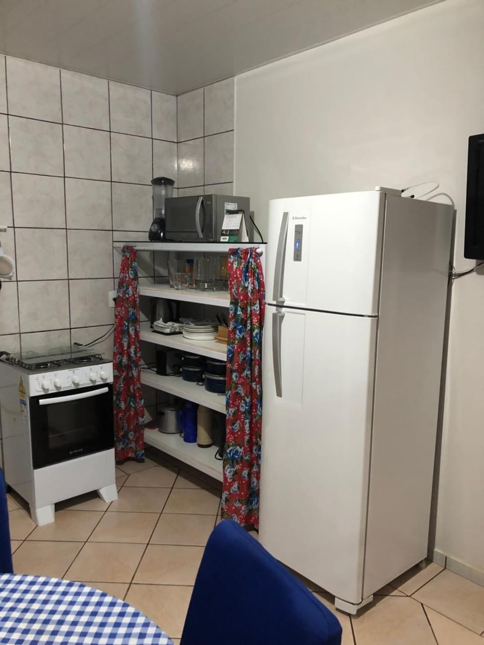 Kitchen or kitchenette, Communal kitchen