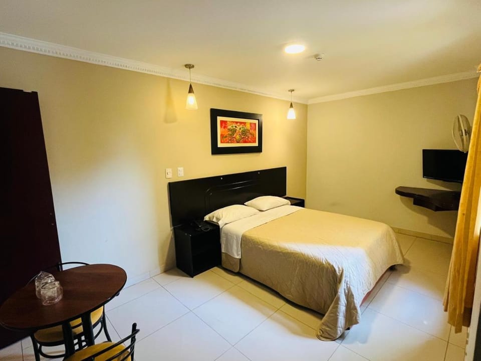 Bed, Living room, Photo of the whole room