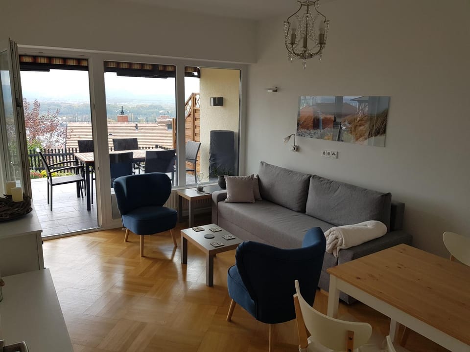 Seating area, City view