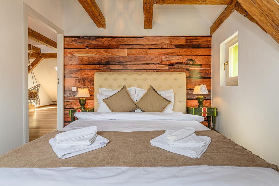 Historical GuestHouse Apartment in Brasov
