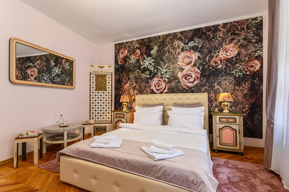 Historical GuestHouse Apartment in Brasov