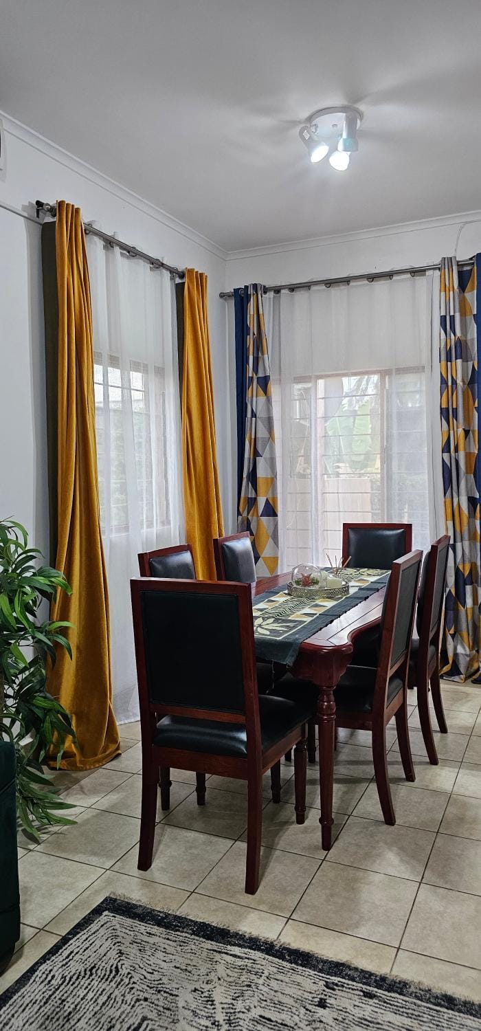 The Sanctuary - Modern 2Bed Maisonette in Secure Foxdale Estate Solar Wi-Fi Garden Apartment in Lusaka