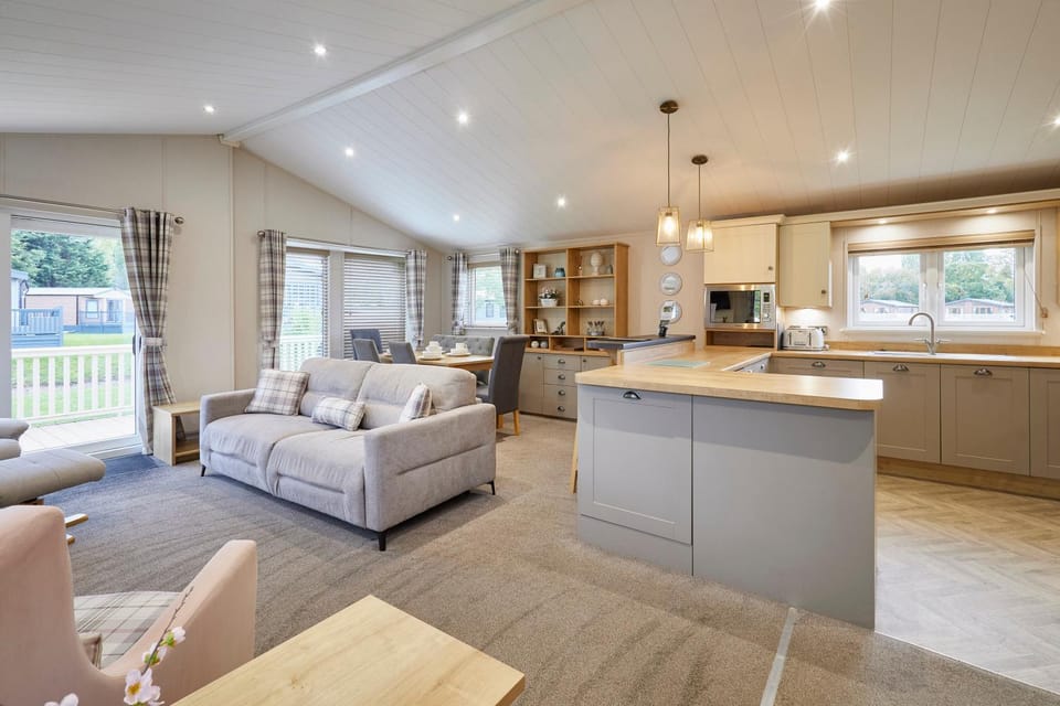 Kitchen or kitchenette, Living room, Dining area