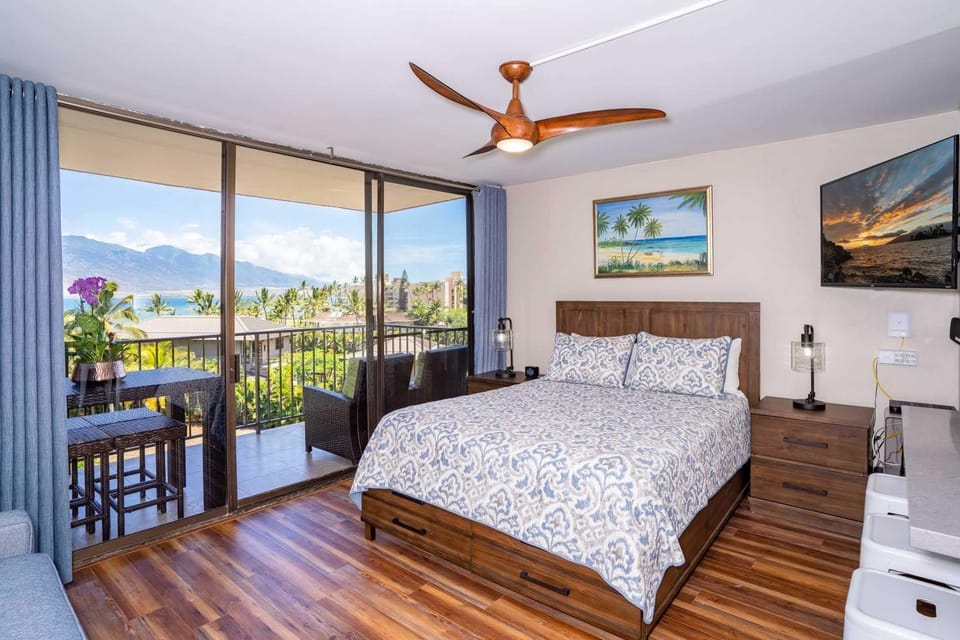 Endless & Elegant Vistas House in Kihei
