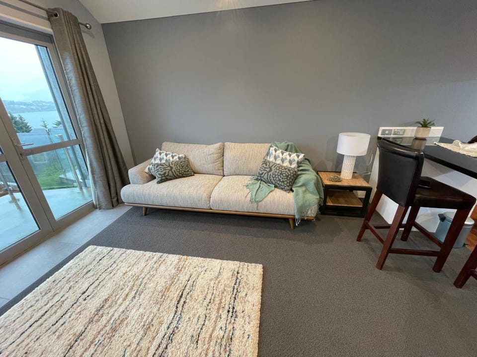 Alpine Village Lakeside Apartment Apartment in Queenstown