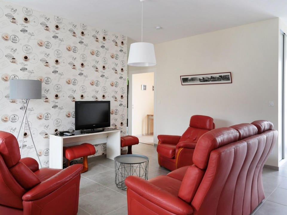 Gîte contemporain avec piscine et terrasse privative, proche d’Orléans et de la Loire - FR-1-590-132 House in Centre-Val de Loire